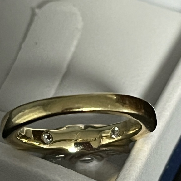 1.00 CT. T.W. Diamond Three Stone Ring in 14K Gold - Picture 6 of 13